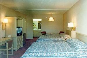Web-lax_sunb-rooms-2