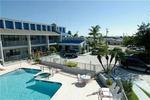 Dockside Inn & Resort