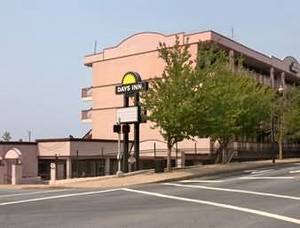 Days Inn Asheville Patton Ave::Travelocity.com