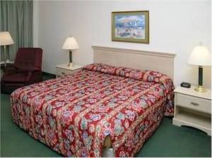 Baymont Inn Bonita Springs Naples::Travelocity.com