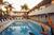 La Avenida Inn::Expedia