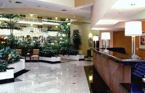 Web-laxabes_embassy_suites_los_angeles-international_airport_north_home_right