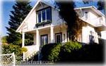 By the Bay Bed & Breakfast & Guest Cottage::BedAndBreakfast.com