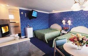 Riviera Suites::TravelPost.com