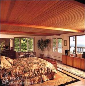 Domaine Madeleine::BedAndBreakfast.com