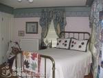Maple Leaf Inn