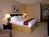 Holiday Inn Express Roseville::Expedia