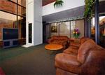 Econo Lodge Inn & Suites