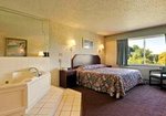 Howard Johnson Closest to the Falls and Casino::Travelocity.com