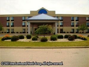 Holiday Inn Express Racine::Travelocity.com