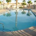 Tn-k57902_pool_01_f