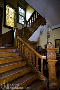 Beaufort House Victorian Bed::BedAndBreakfast.com