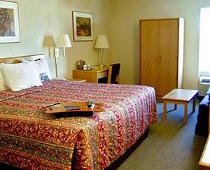 Hampton Inn Cleveland North Olmsted::Expedia