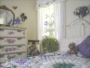 Seascape Manor::BedAndBreakfast.com