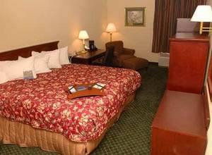 Holiday Inn Express Suites Medical::Travelocity.com