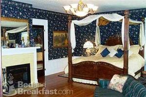 McNeill Stone Mansion B&B::BedAndBreakfast.com