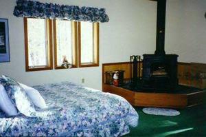 High Country Inn::BedAndBreakfast.com