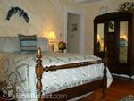 The Gaslight Inn