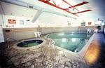 Tn-190322_pool_01_f