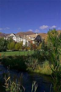 Inn On The Creek::Travelocity.com