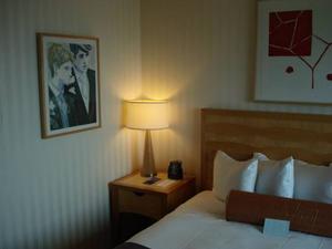 Web-embassy_suites_hotel_new_york_city_44710_5_07272006_1907374324_500