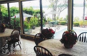 The River House Bed and Breakfast::BedAndBreakfast.com