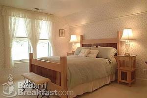 Case Ranch Inn::BedAndBreakfast.com