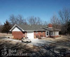 Euchee Country Cottage::BedAndBreakfast.com
