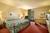 Super 8 Motel - Metropolis::Expedia