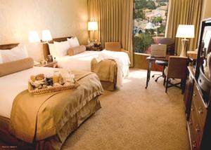 Web-lax_univ-rooms-2
