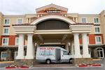 Holiday Inn Express Suites I 215