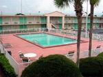 Tn-802581_pool_01_f