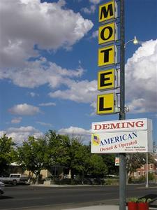 Web-deming_motel_156166_0_10092007_1710396237_500