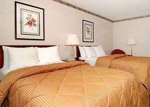 Web-phl_beth-rooms-1