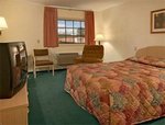 Super 8 Motel - Wooster