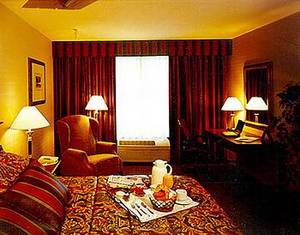 Wyndham Boston Chelsea::Expedia
