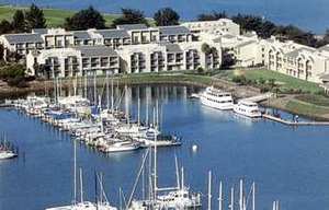 Web-jbkcadt_doubletree_hotel_and_executive_meeting_center-berkeley_marina_home_right