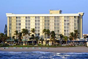 Howard Johnson Ocean Resort - Deerfield Beach::Hotels.com