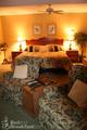 Aaron's Cottages and Goldmoor Inn
