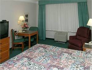 La Quinta Inn Seattle Sea-Tac::Expedia