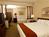 Holiday Inn Express Hotel And Suites::Priceline.com