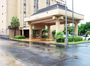 Hampton Inn Houstn I10 E::Hotels.com