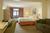 Wingate by Wyndham Garden City Long Island::Expedia