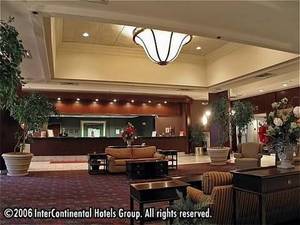 Crowne Plaza Hotel of Grand Rapids::Travelocity.com