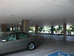 Tn-holiday_inn_express_hotel_and_suites_42732_2_07032006_1907268348_500