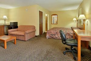 Web-lch_char-rooms-1