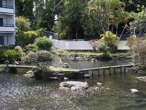 Web-3300027-hotels_and_accommodations-kailua_kona