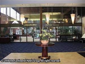Holiday Inn Boxborough Woods::Travelocity.com