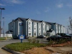 Microtel Inns & Suites Zephyrhills::Travelocity.com