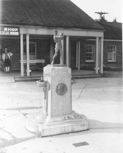 Web-statue